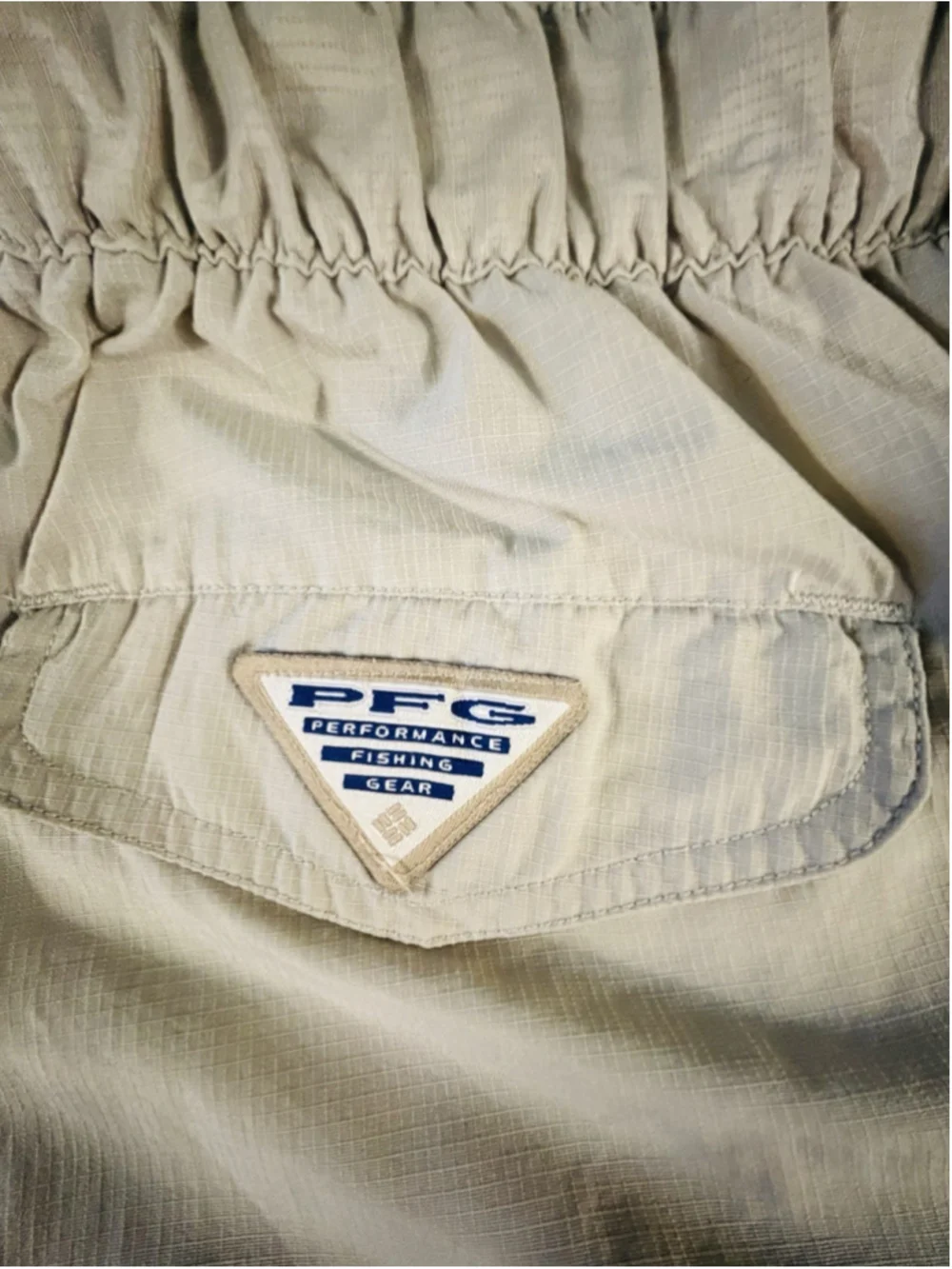 Columbia PFG Men’s XXL Khaki Nylon Cargo Fishing Shorts Elastic Waist FM8280